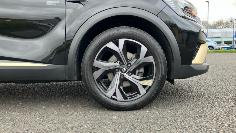 Renault Captur 1.6 E-Tech full hybrid 145 Engineered 5dr Auto Hybrid Hatchback